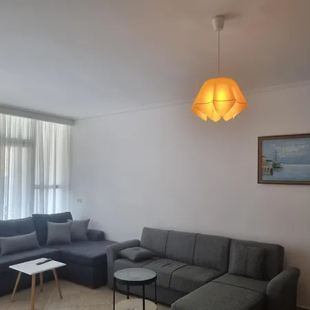Ion Apt Stadiume Sarandë